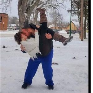 Meet your Posher, Carrley